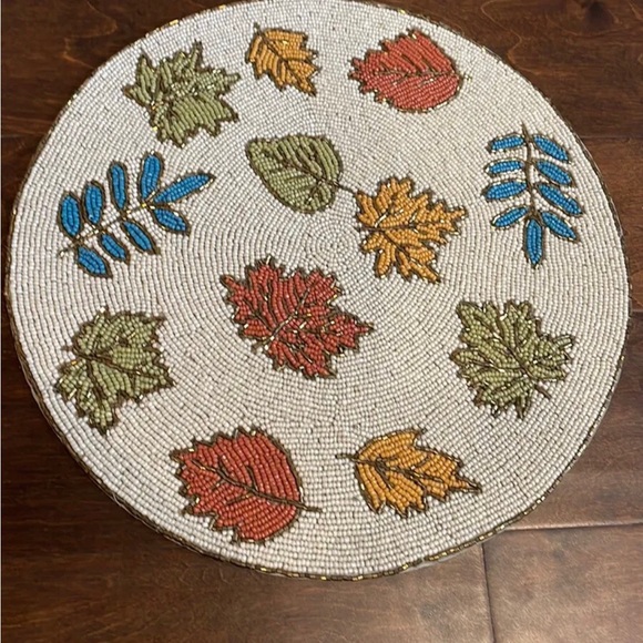 Sigrid Olsen Fall Leaves  Beaded Round 15" Charger Placemat New - Picture 3 of 3